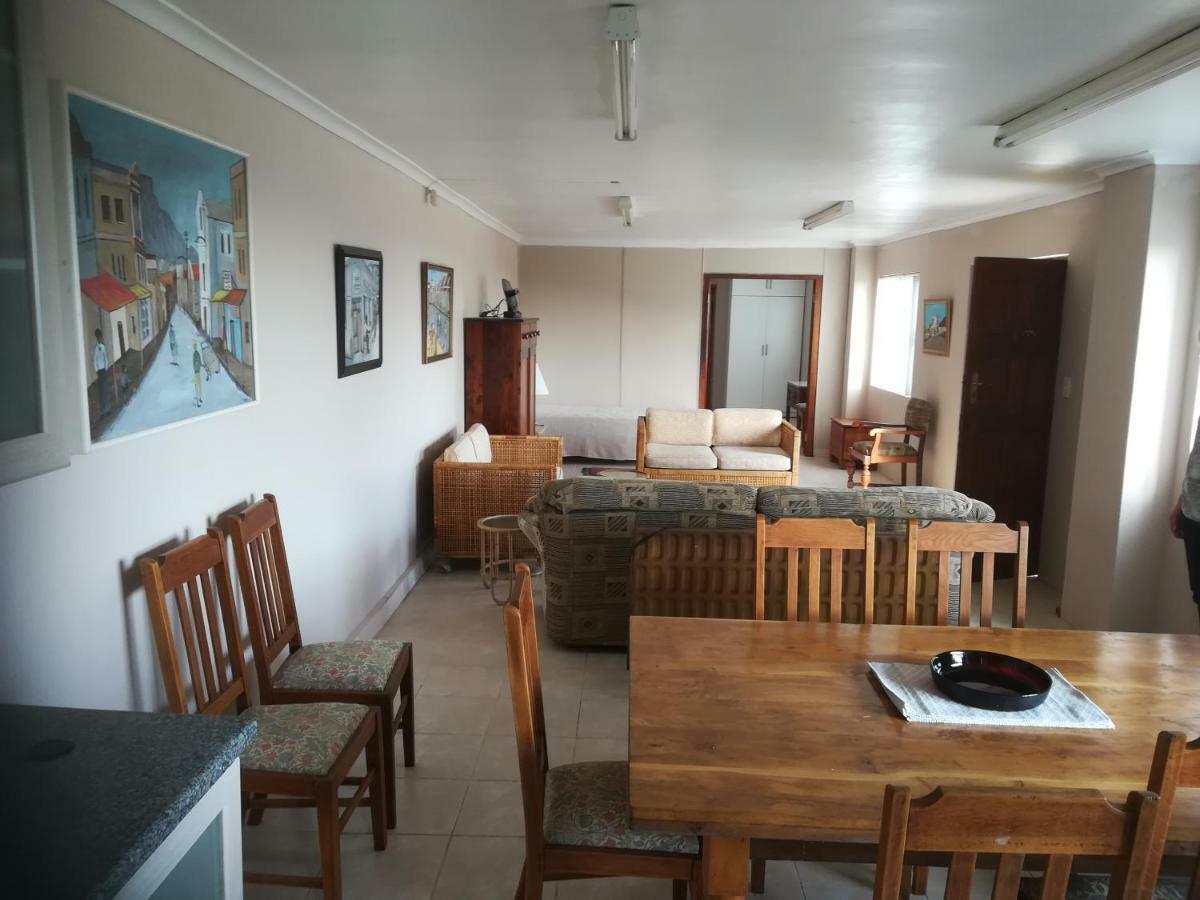 Daphne'S Place Apartment เฮอร์มานุส ภายนอก รูปภาพ