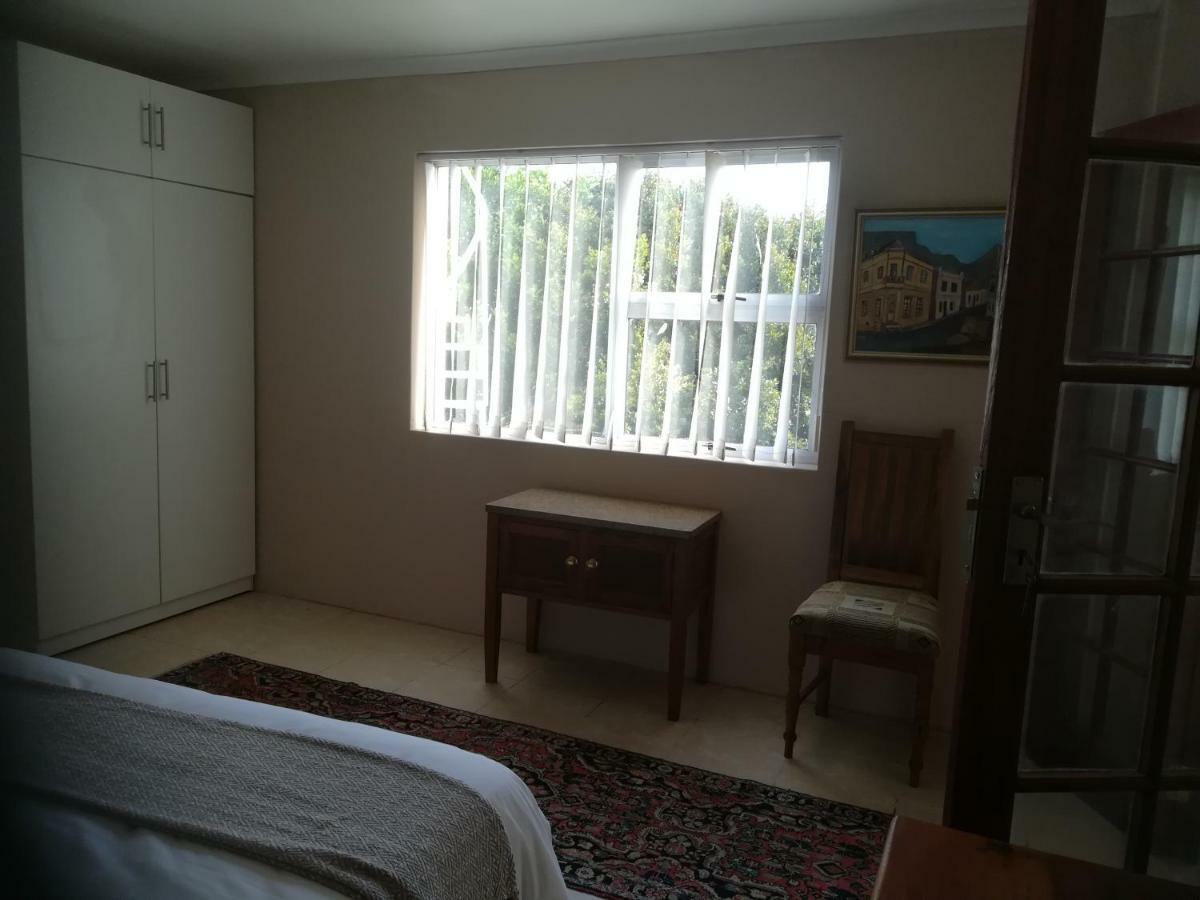 Daphne'S Place Apartment เฮอร์มานุส ภายนอก รูปภาพ